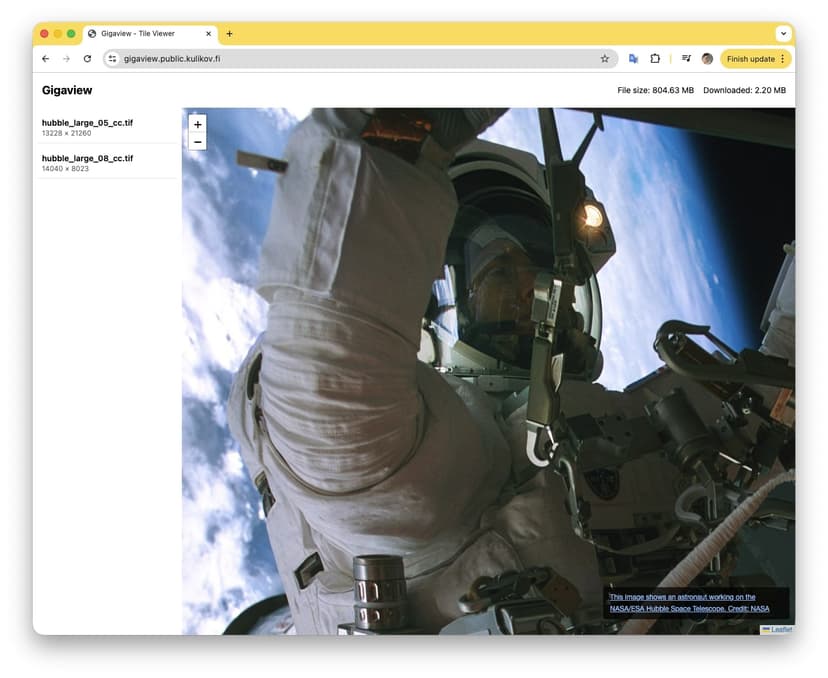 Cover image for GigaView